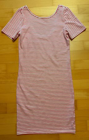 Tricot Kleid von Only rotweiss gestreift 164 oder 34