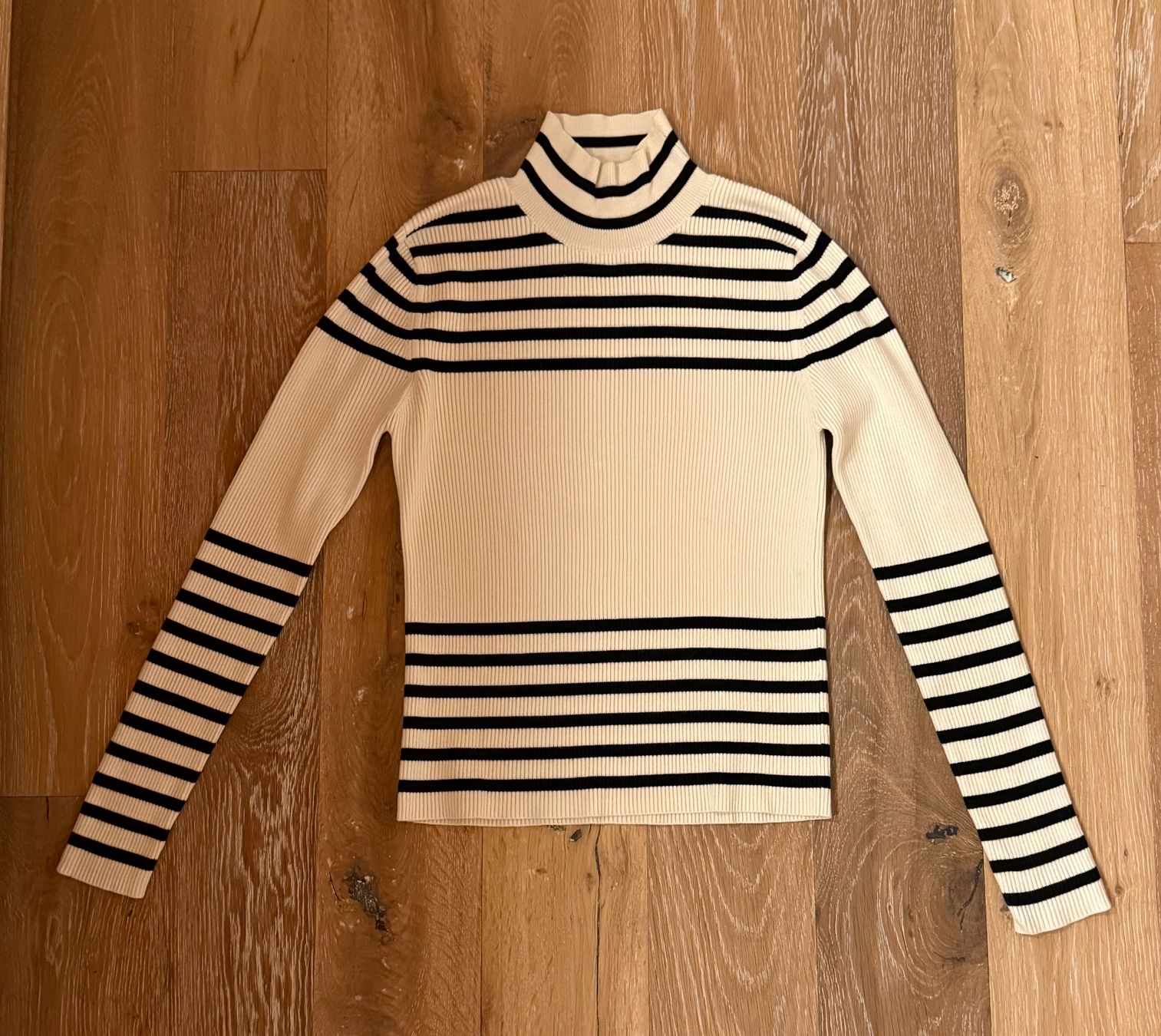 Zara Pullover & Sweatshirts: Great cotton knit top. XS – Gebraucht aus Grund b. Gstaad von PlageNeigeplus