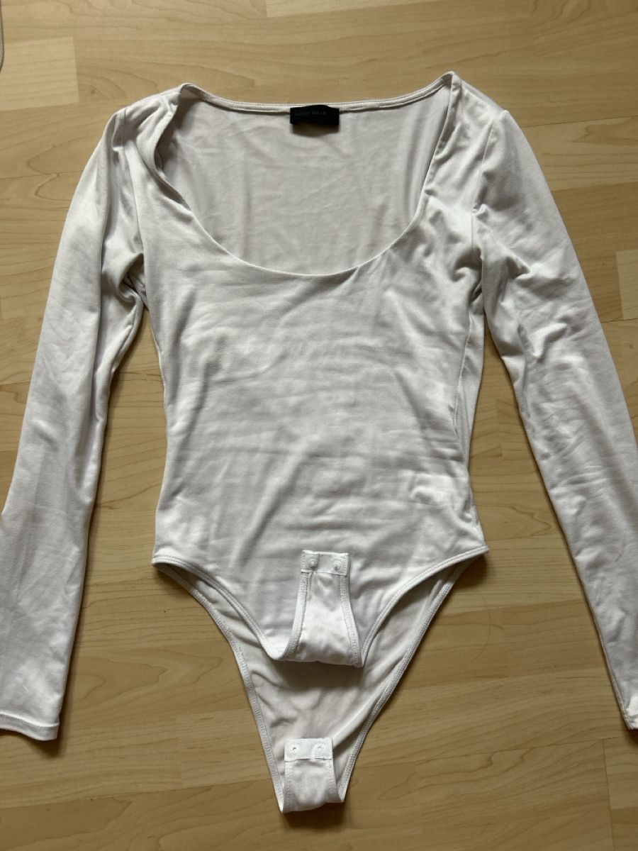 Tally Weijl Tops: Body mit langen Ärmeln Grösse S neuwertig – D'occasion à Bremgarten b. Bern par lisapisa44 1