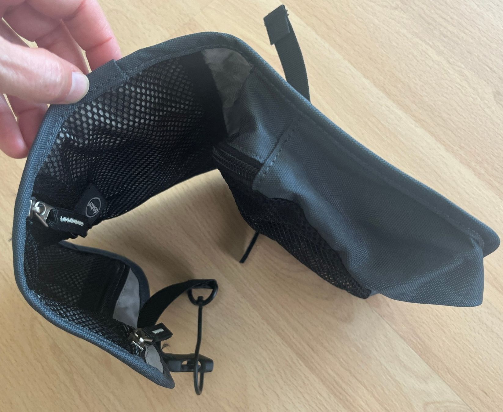 Deuter Custodie per cosmetici: Kulturbeutel / Necessaire / Waschbeutel von Deuter – Nuovo (secondo la descrizione) da Zürich venduto da fbsm 5