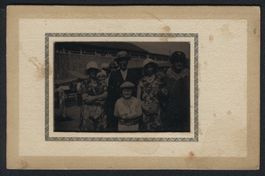 Fotografie Ferrotypie Familie in Sommerl