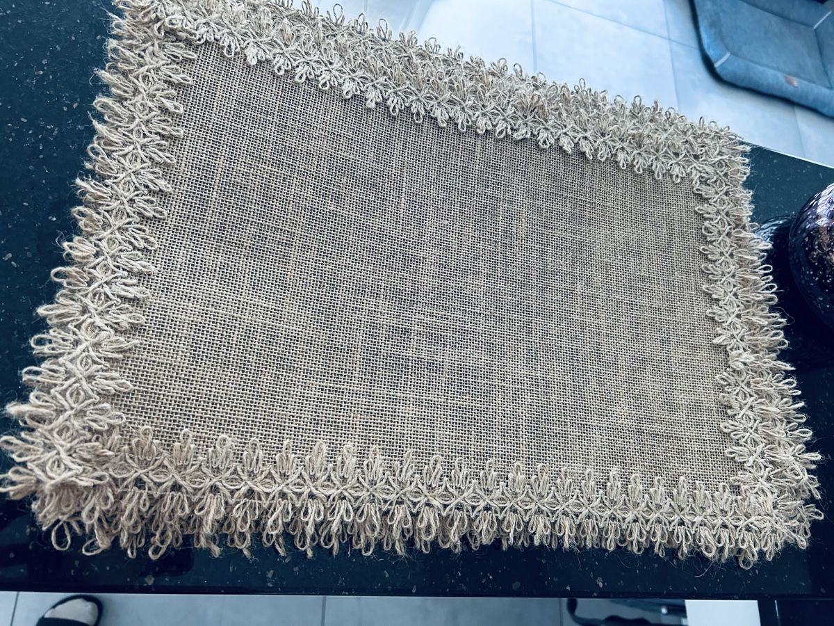 Set di tavolo e panche: Tischset (8-teilig) aus Jute – Usato da Mägenwil venduto da afiloni84
