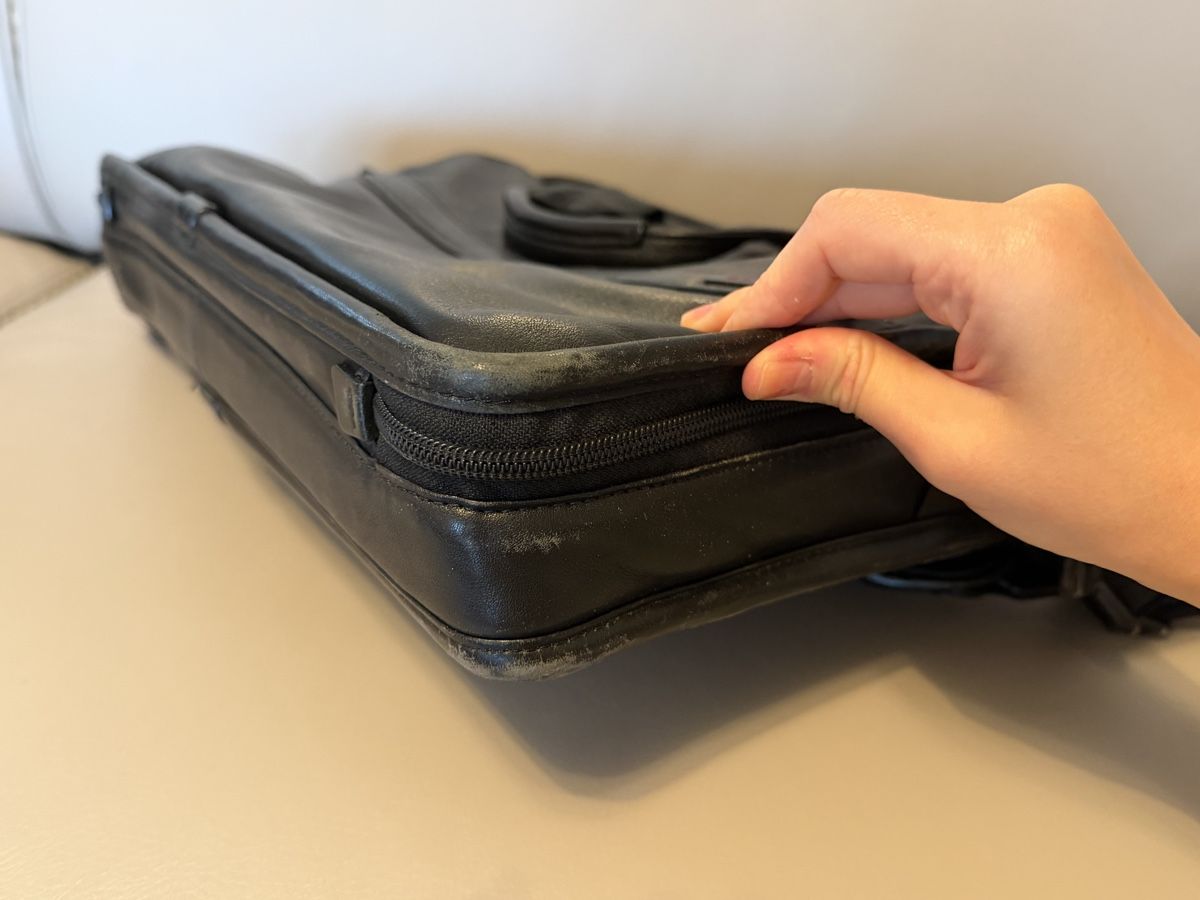Tumi Koffer & Taschen: Tumi Aktentasche/Laptoptasche Leder – Gebraucht aus Pfäffikon SZ von Zitrone_100 4