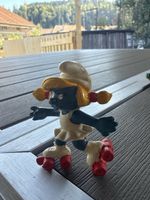 Schlumpfine auf Rollschuhen Figur guter Zustand