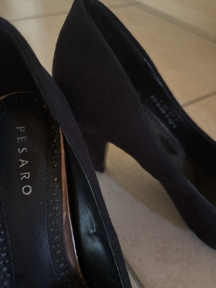 Scarpe da donna: Escarpins noirs Pesaro, taille 36 – Usato da La Chaux-de-Fonds venduto da lea_77ly 2