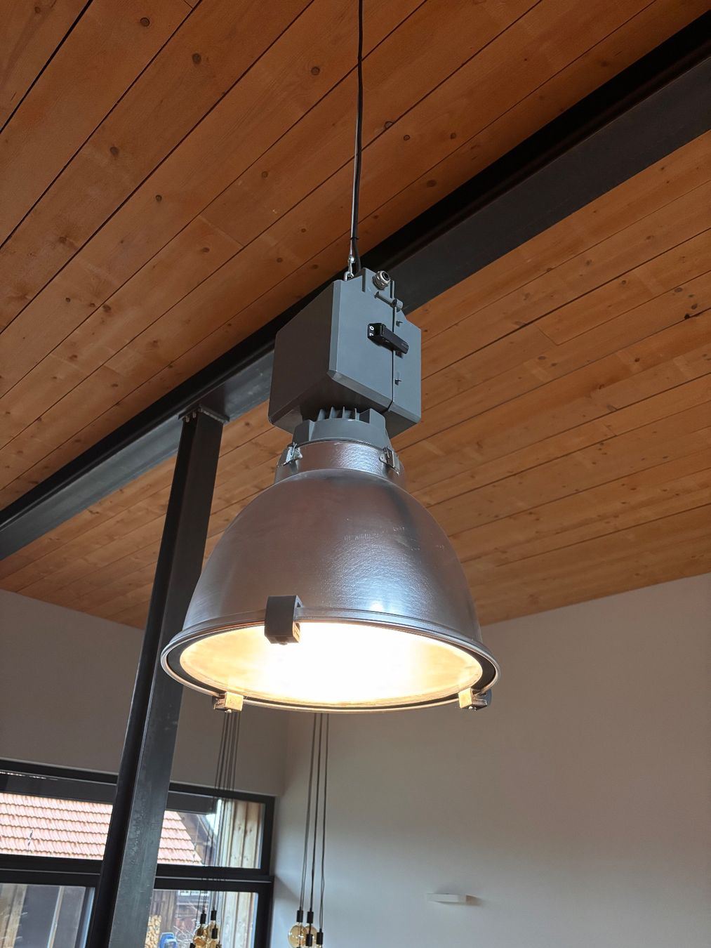 Lampadari & plafoniere: 4 grosse Industrieleuchten zu verkaufen – Usato da flawil venduto da agentur73