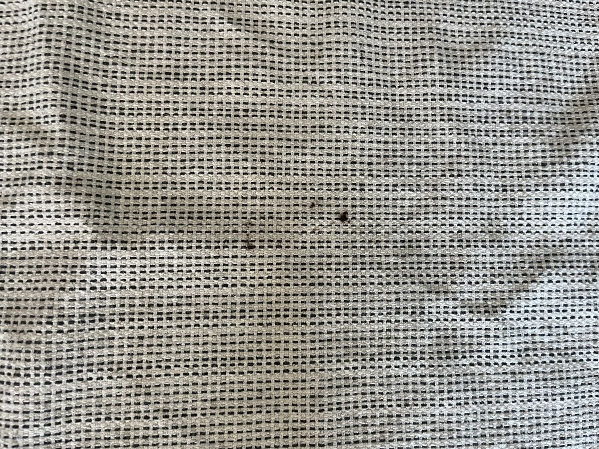 Teppiche: Tapis fin blanc crème et noir  – Gebraucht aus Zug von lau_xy8s 3