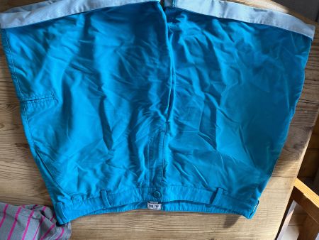 Short turquoise Taille 54 patricia