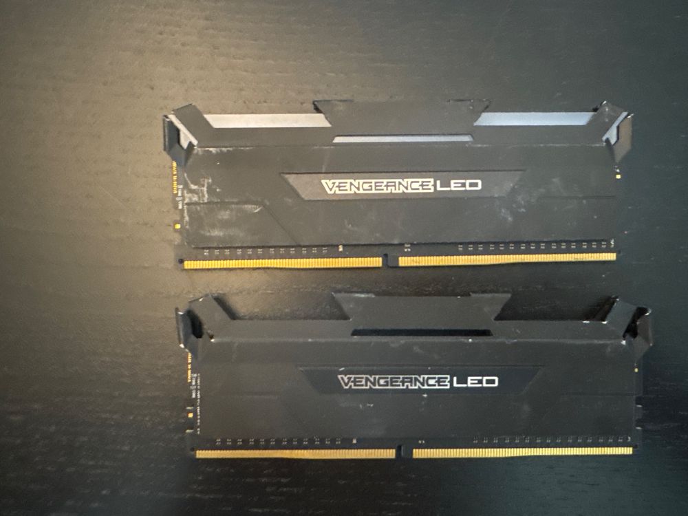 Vengeance LED RAM DDR4 16GB (2x8GB) (Gebraucht) in Glattbrugg für CHF ...