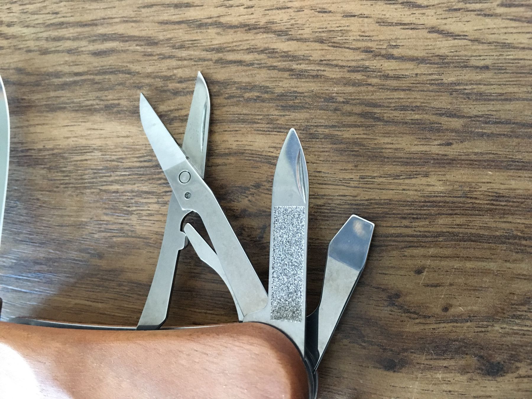Victorinox Coltelli tascabile: VICTORINOX - Evolution Wood - Sackmesser - BKW – Usato da Andwil SG venduto da Rainboli 7