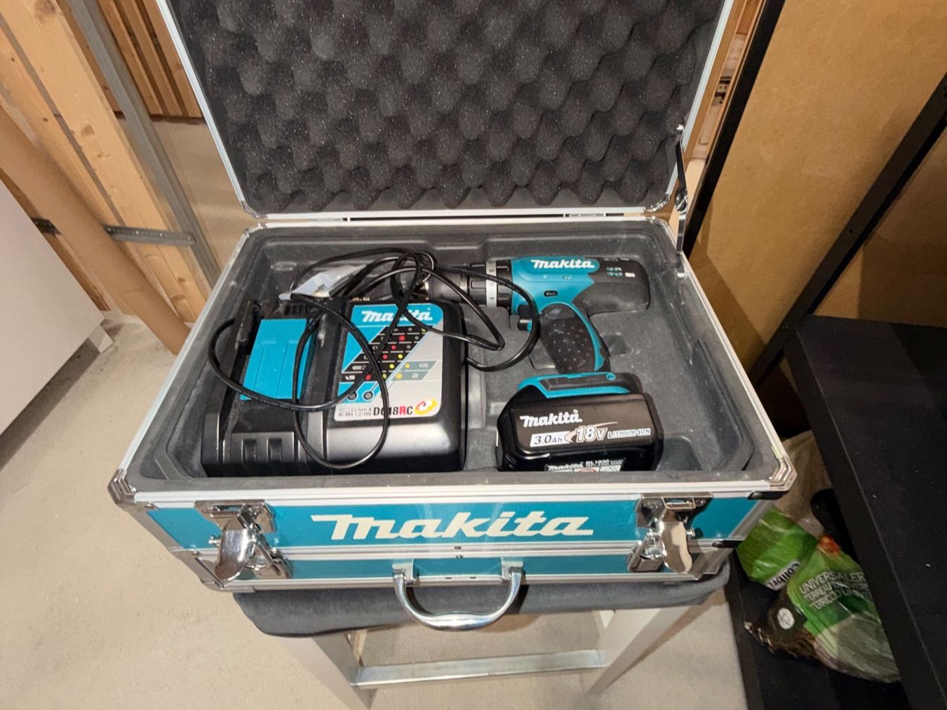 Makita Tutti gli attrezzi: Makita – Usato da Kloten venduto da and_t252 3