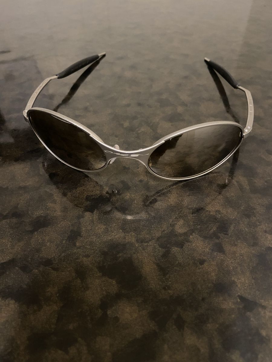 Oakley Occhiali & Lenti: Oakley Titanium Sonnenbrille  – Nuovo (secondo la descrizione) da Altdorf UR venduto da surinee 7