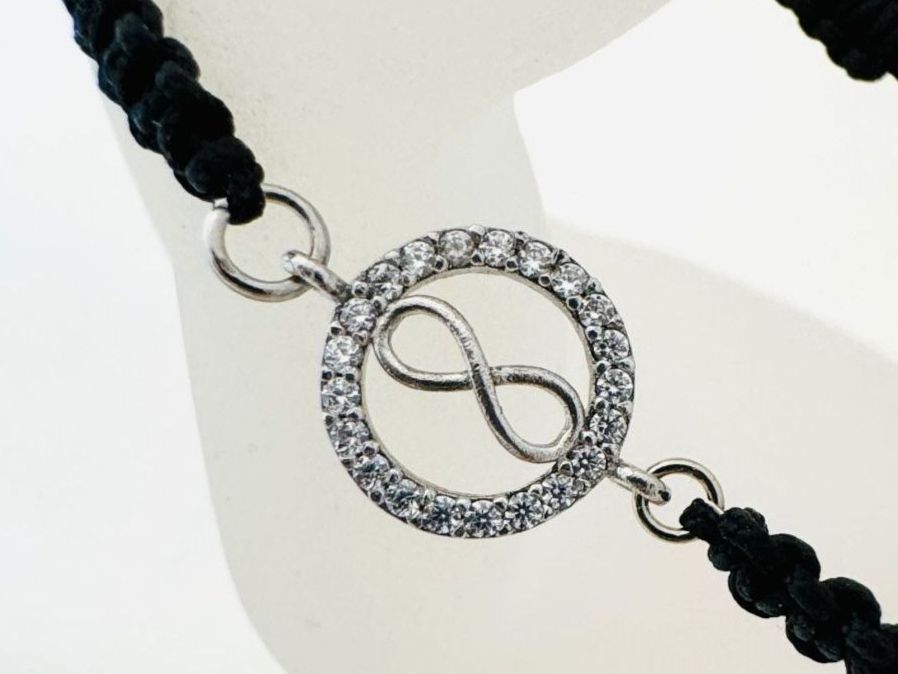 Bracciali & Braccialetti: Infinity Makramee Armband Sterling Silber, Handmade Schwarz – Nuovo (secondo la descrizione) da Goldach venduto da byBigo