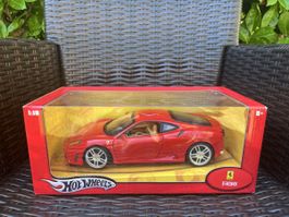 Hot Wheels Ferrari F430 1:18 dans sa boite