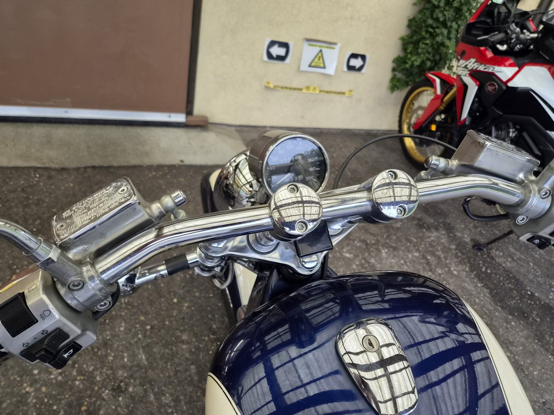 Suzuki Cruisers: Suzuki VS1400GLP – Défectueux à Riedtwil par molerie 3