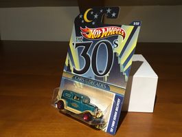 32’ Ford Sedan Delivery  1/64 Hot Wheels 2011 The 30s