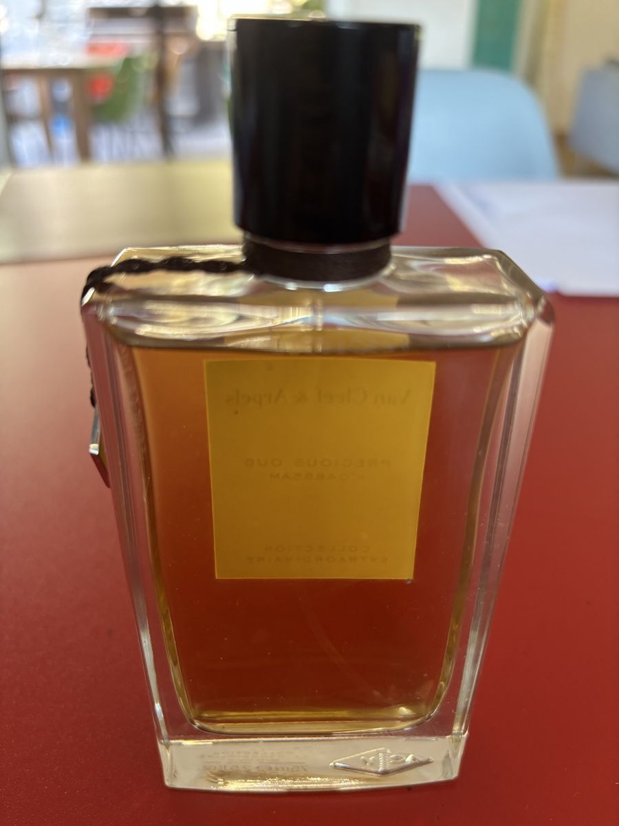 Van Cleef Profumi & Eau de Toilette: Van Cleef & Arpels - Precious Oud 75ml – Usato da Gordevio venduto da sasmuele1092 2