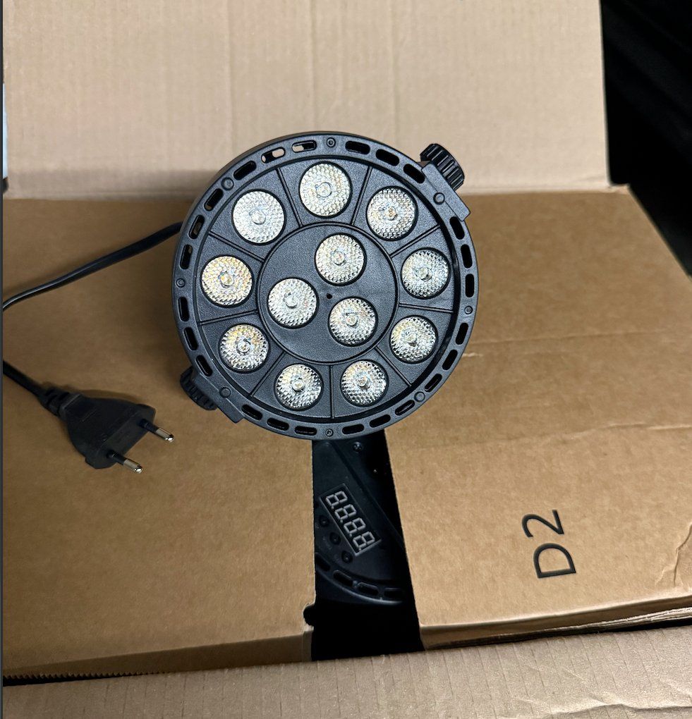 Lampes: 4er Set / LED Party TCL Spot - Eurolite – D'occasion à Gockhausen par Juanma.S.B 7