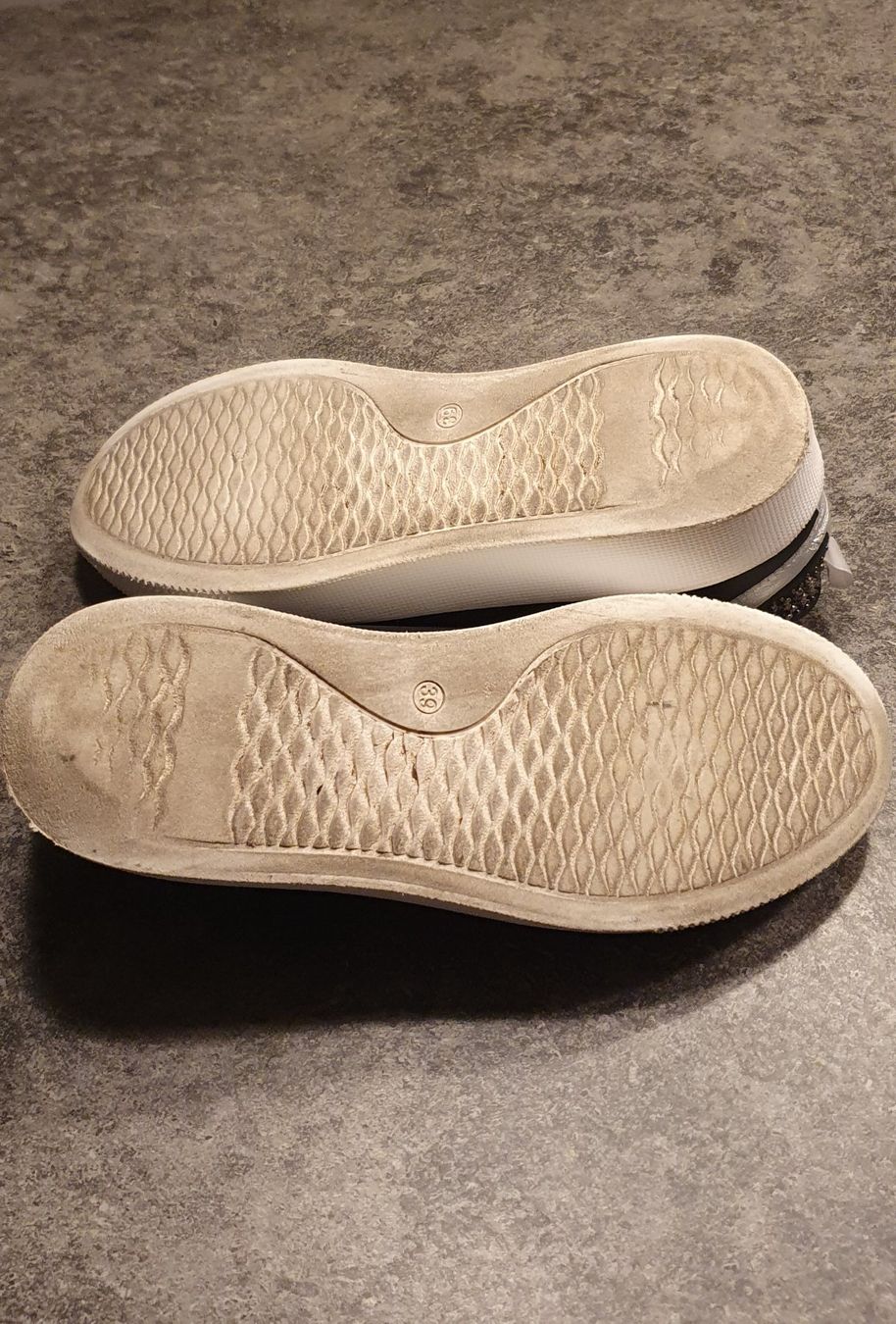 Mjus Scarpe da donna: MJUS gr39 voll leder Schuhe – Usato da Niederbipp venduto da blu_jw7r 8