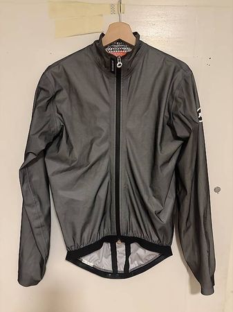 ASSOS Equipe RS Schlosshund Rain Jacket EVO Size L