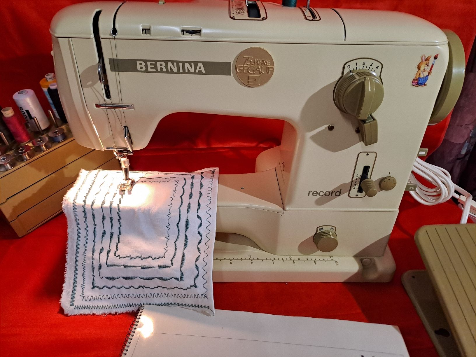 Bernina Macchine da cucire: Bernina 730 record – Usato da Belp venduto da amalija