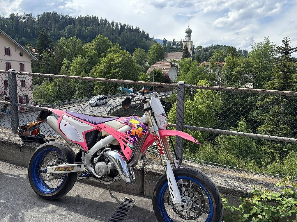 Tm Strada: TM SMR 125 FI 2022 Pink Edition – Usato da Buttikon SZ venduto da gko_g7sv