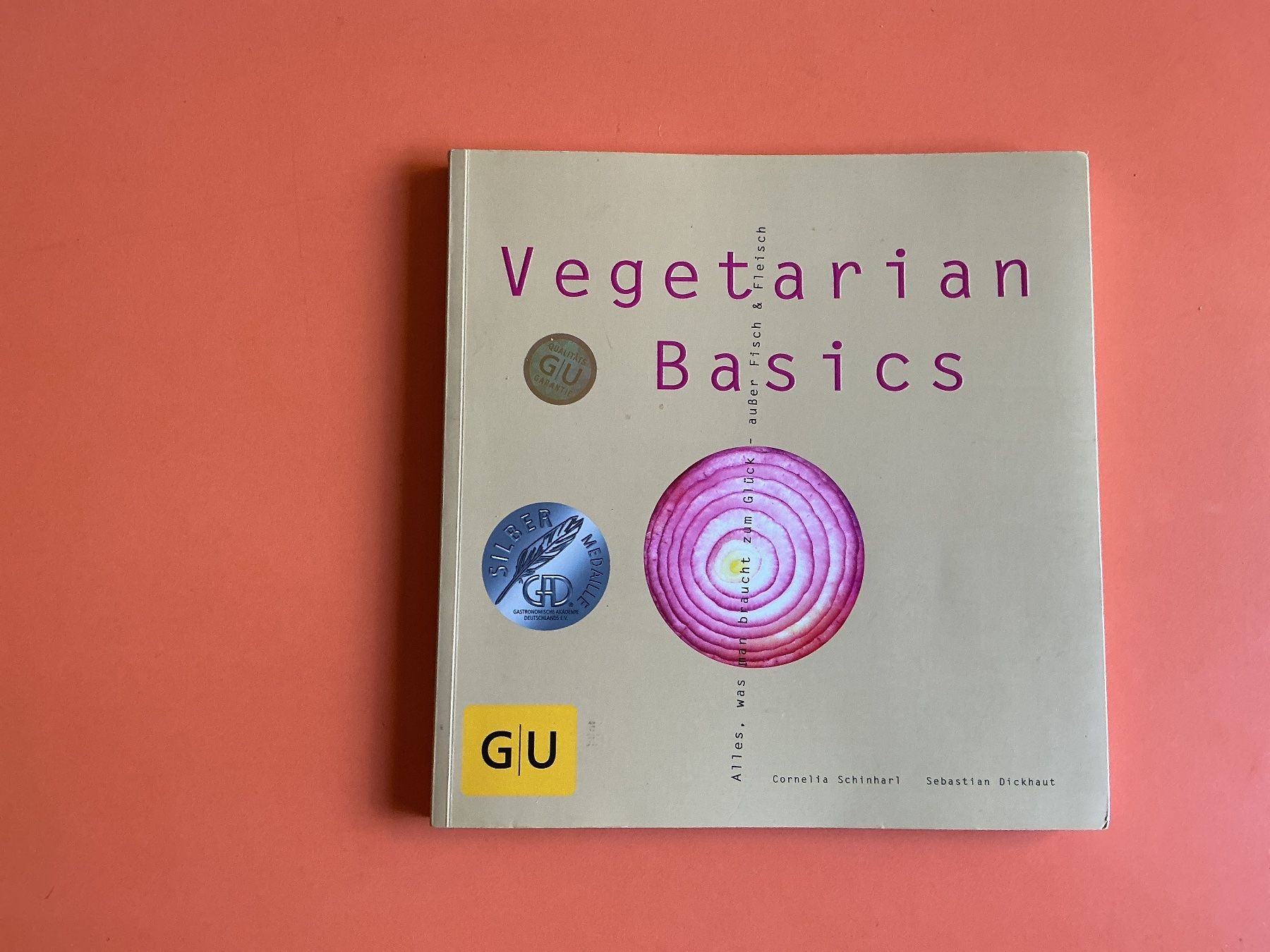 Libri: Vegetarisch kochen: Kochbuch "Vegetarian Basics" GU Verlag – Usato da Romanshorn venduto da RibauxM