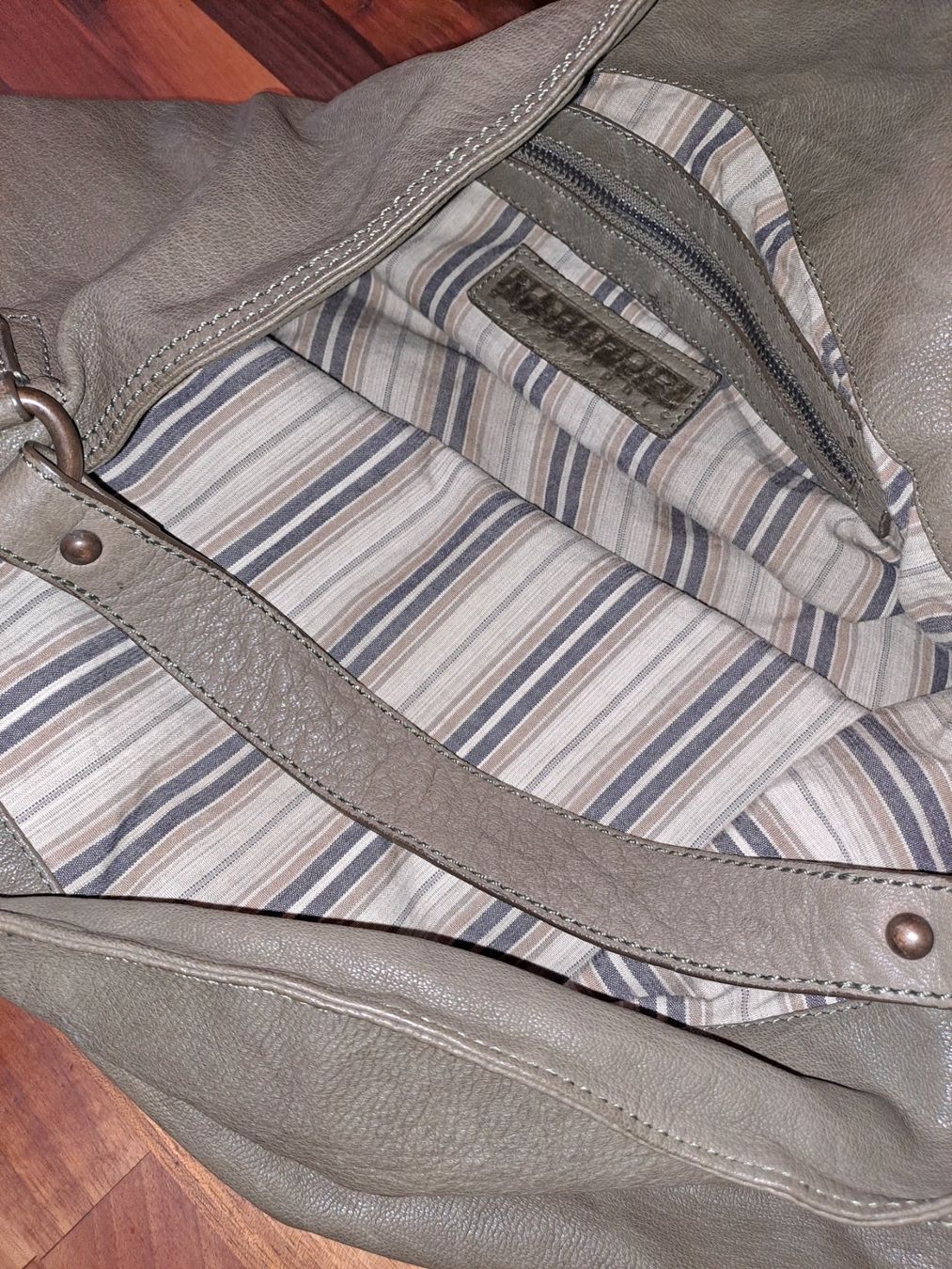 Napapijri Borse: Napapijri Ledertasche gross – Usato da Emdthal venduto da kasira 2