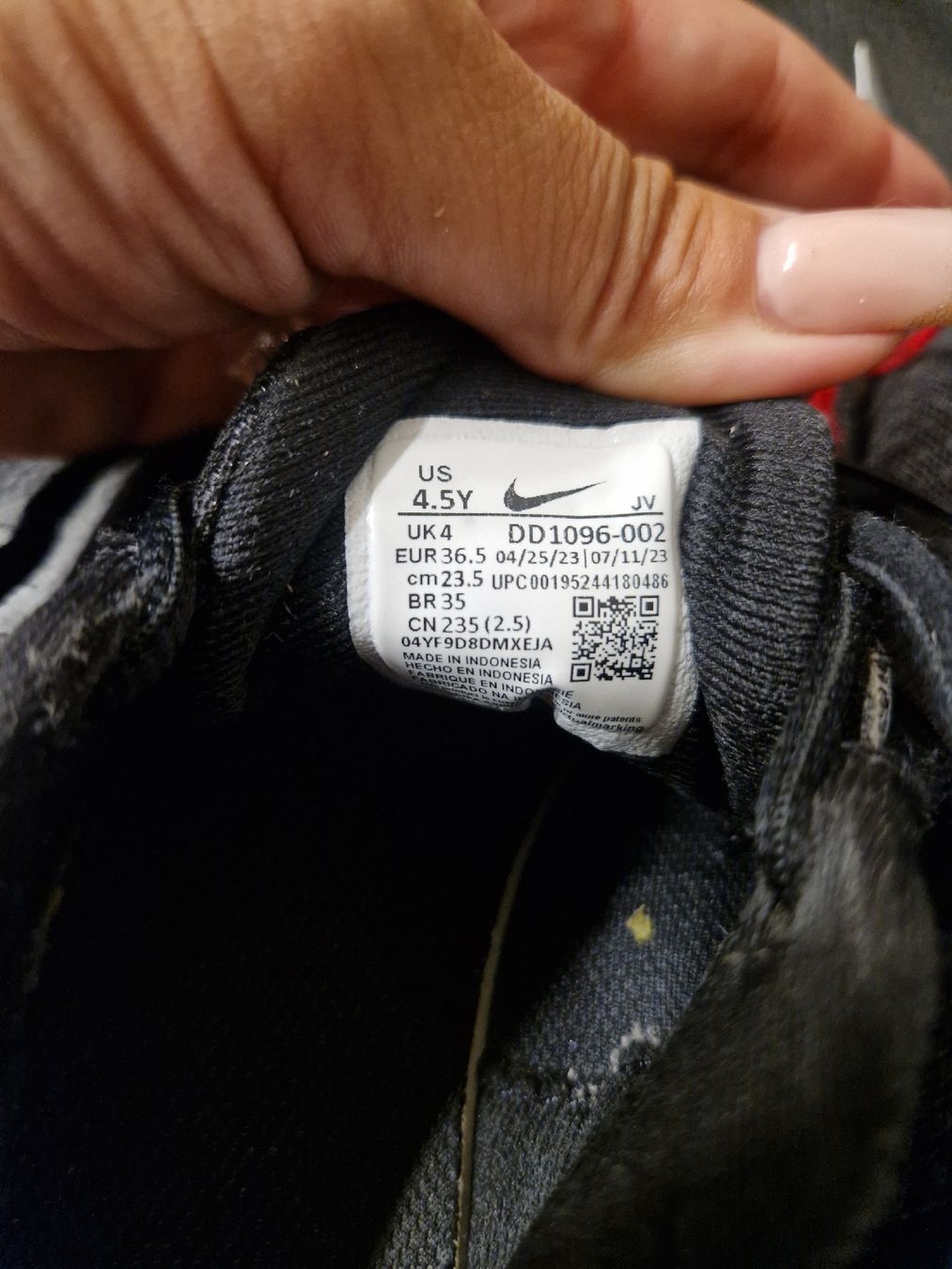 Herrenschuhe: Nike pointure 36.5 – Gebraucht aus Penthaz von Sosotroc 2