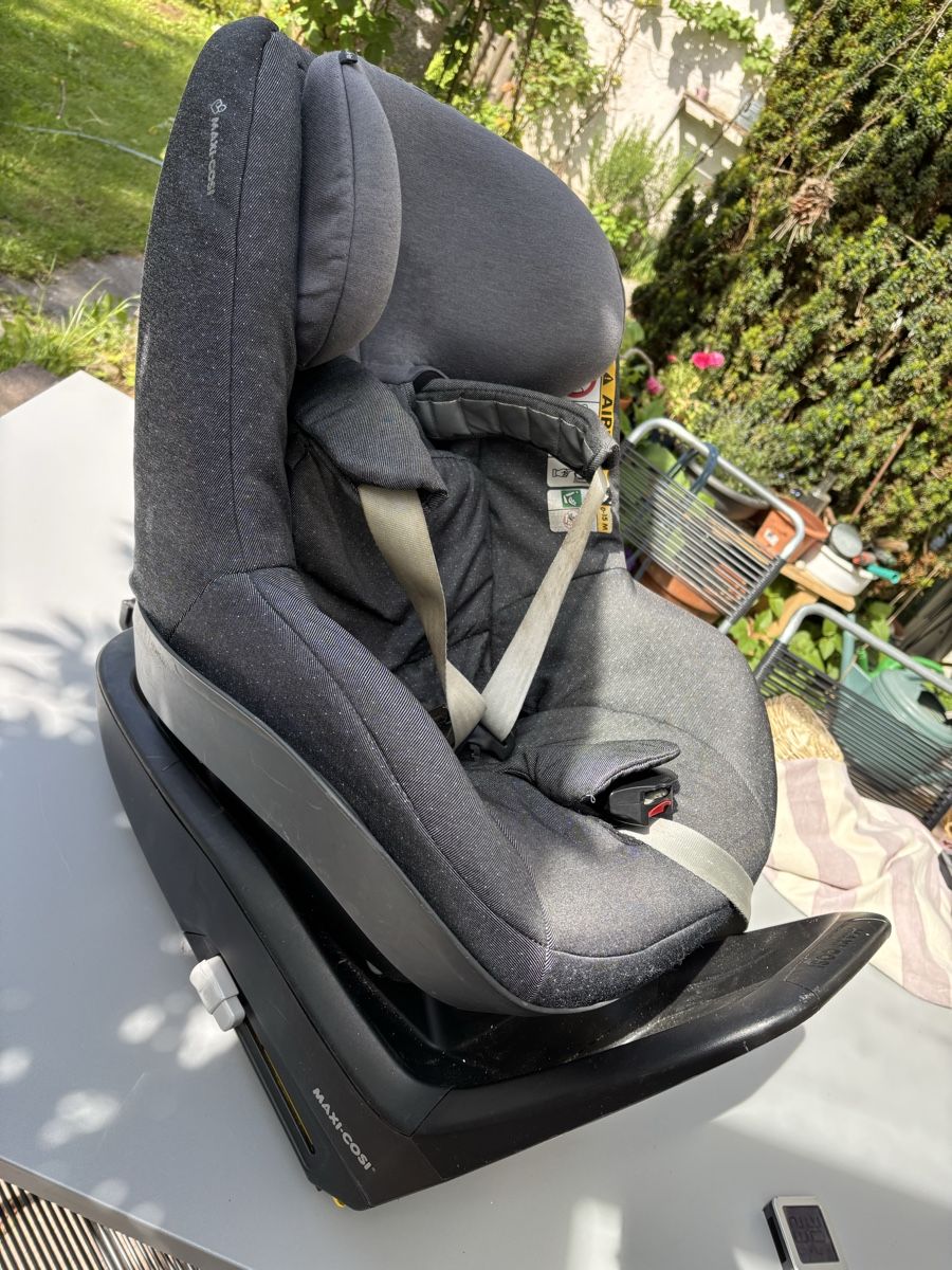 Maxi-Cosi Seggiolini per auto: Maxi Cosi 2wayFix mit Pebble Plus – Usato da Luzern venduto da fhaas 1