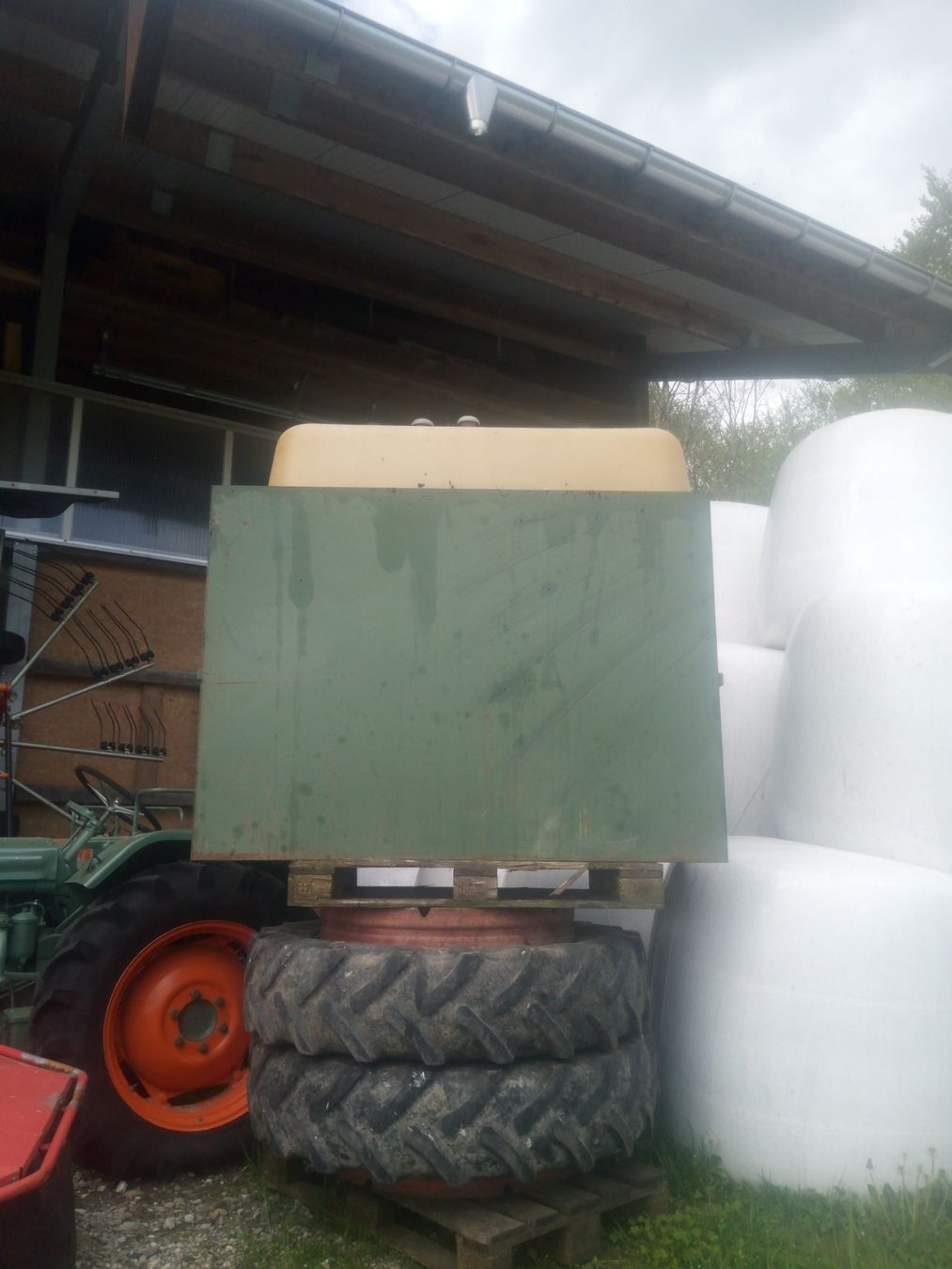 Accessori per altri veicoli: Dieseltank – Usato da Rüttenen venduto da Dart4