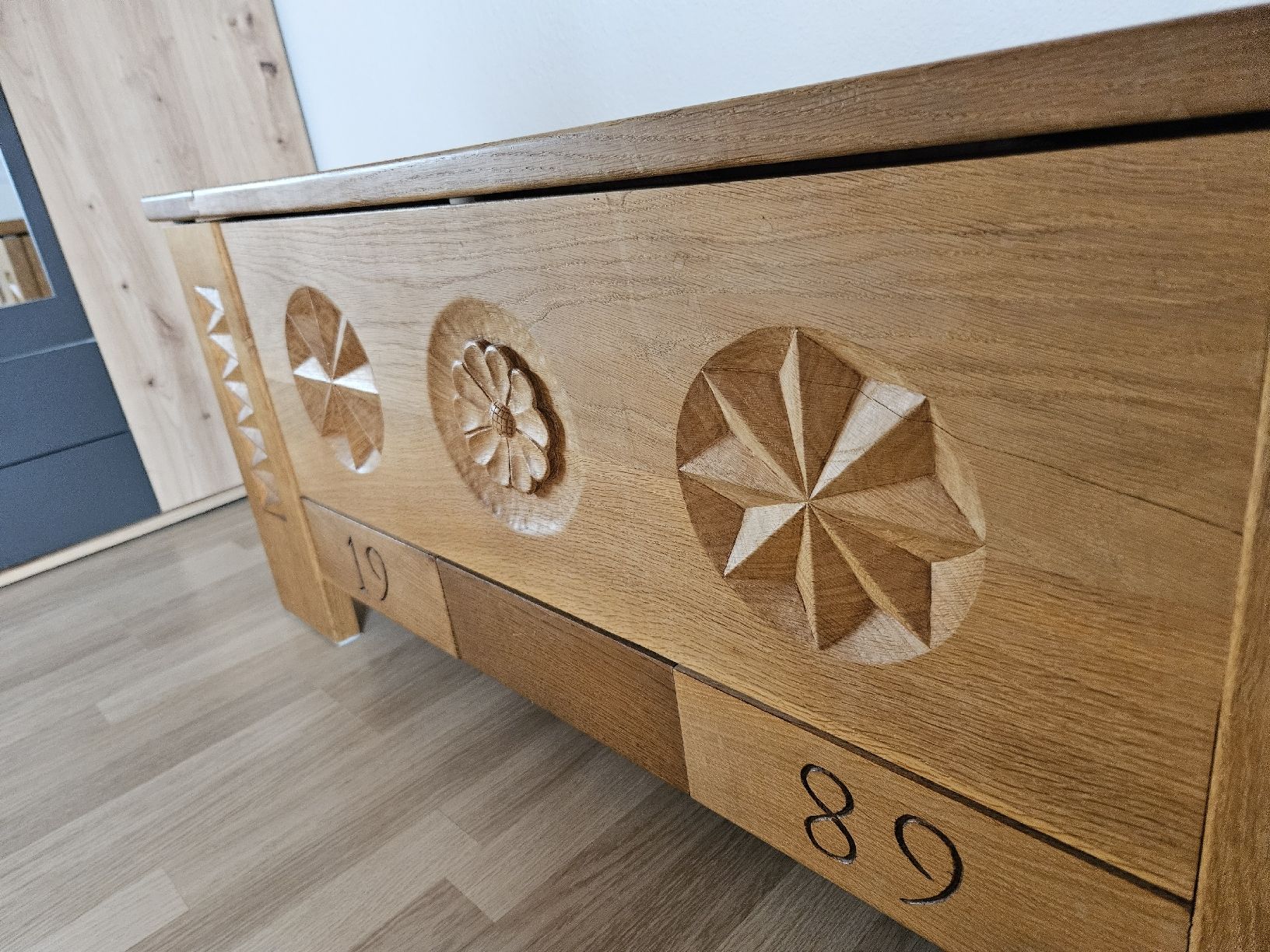 Cassapanche: Vintage Holztruhe – Usato da Jona venduto da vik_j6r6 3