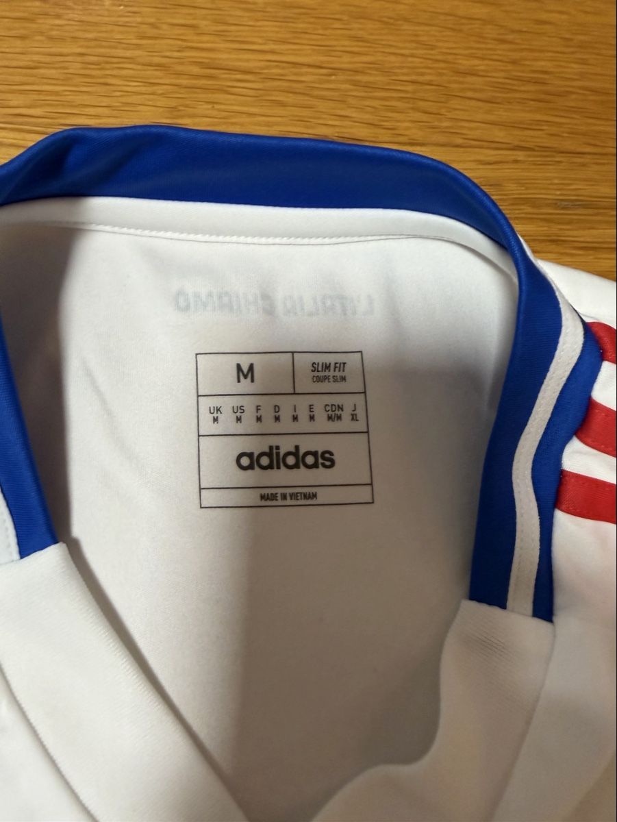 Adidas T-shirt: Fussballtrikot Italia Grösse M – Usato da Möhlin venduto da romano19 1