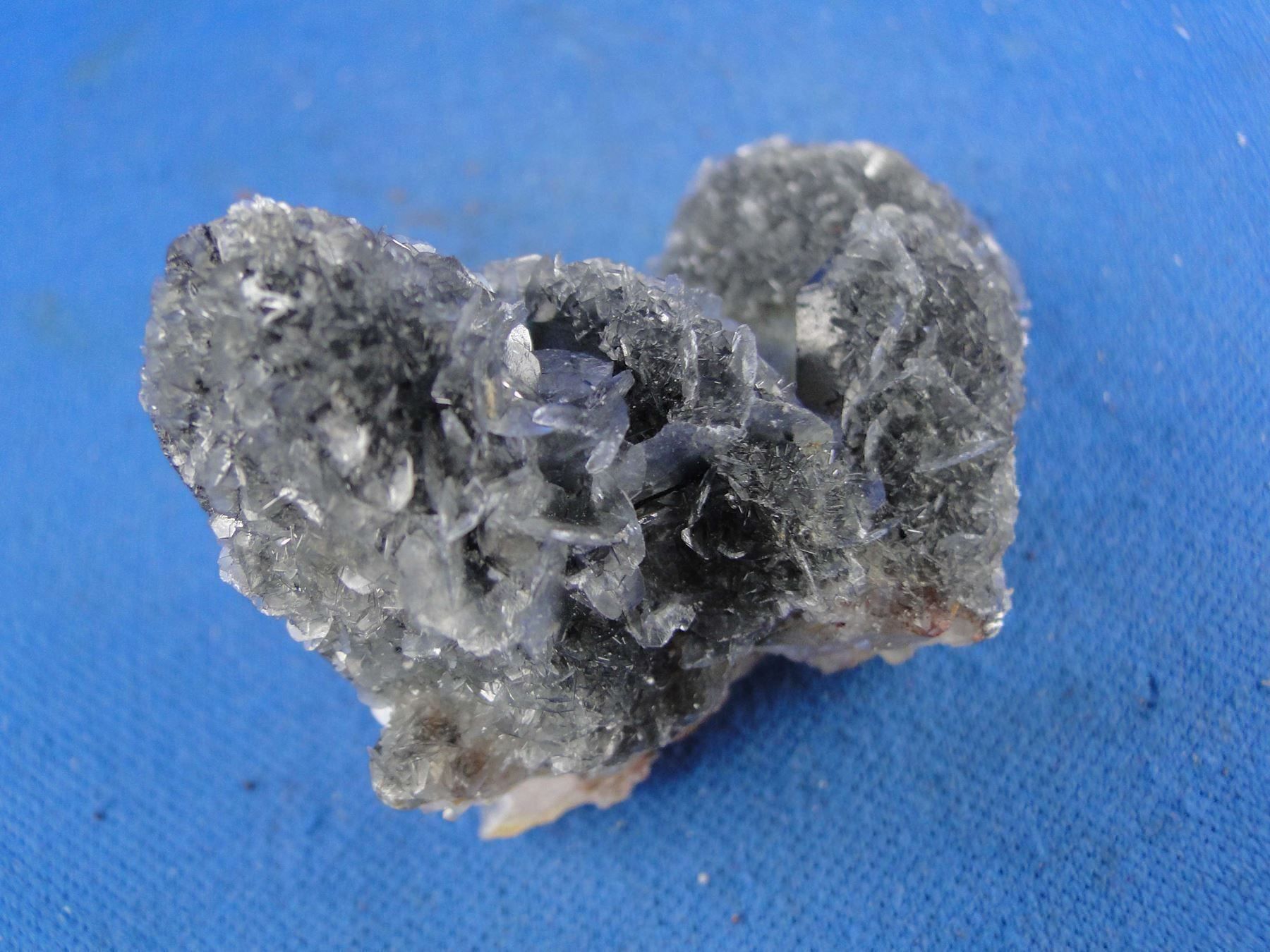 Minerali & Pietre curative: Quartz und Calcit – Usato da Schinznach Bad venduto da Demerald 5