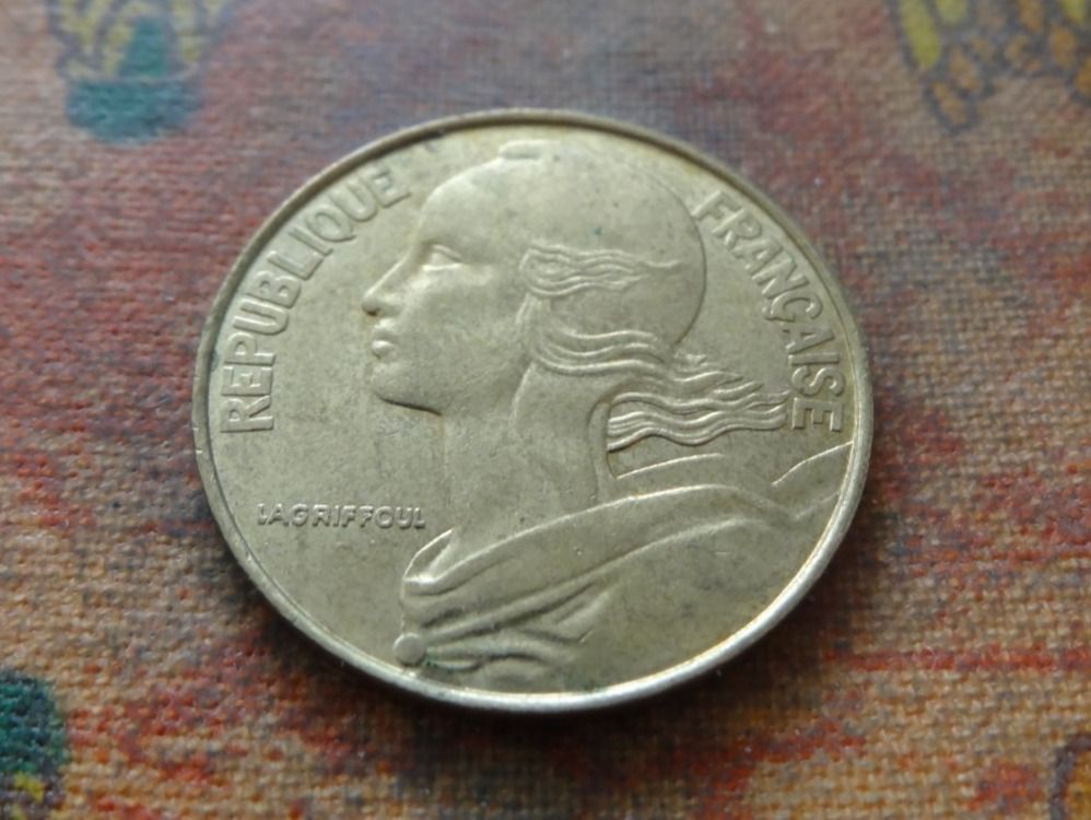 Tutti le monete: FRANCE  20 Centimes  1993 – Usato da Romanel-sur-Lausanne venduto da Swift13 1