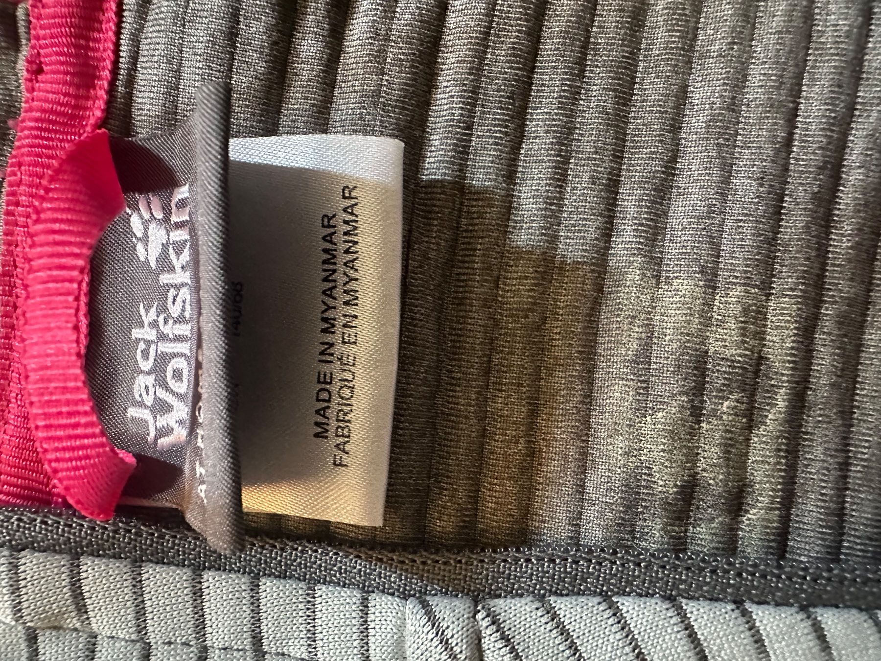 Jack Wolfskin Giacche & Cappotti: Jack Wolfskin Jacke gr 140 – Usato da Uster venduto da bek_v2ct 7