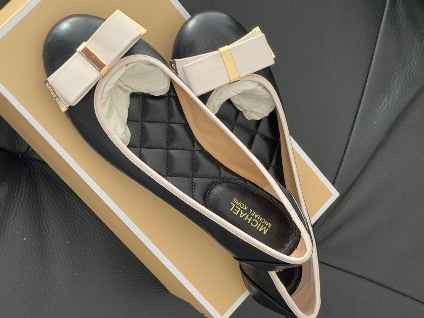 Michael Kors Damenschuhe: Ballerina Schuhe – Neu und originalverpackt aus Locarno von Galbanino