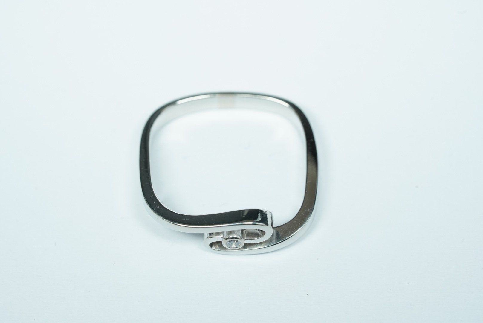 Anelli: Fingerring 18k Weissgold mit Diamant – Usato da Bülach venduto da Re-Jewelled 2
