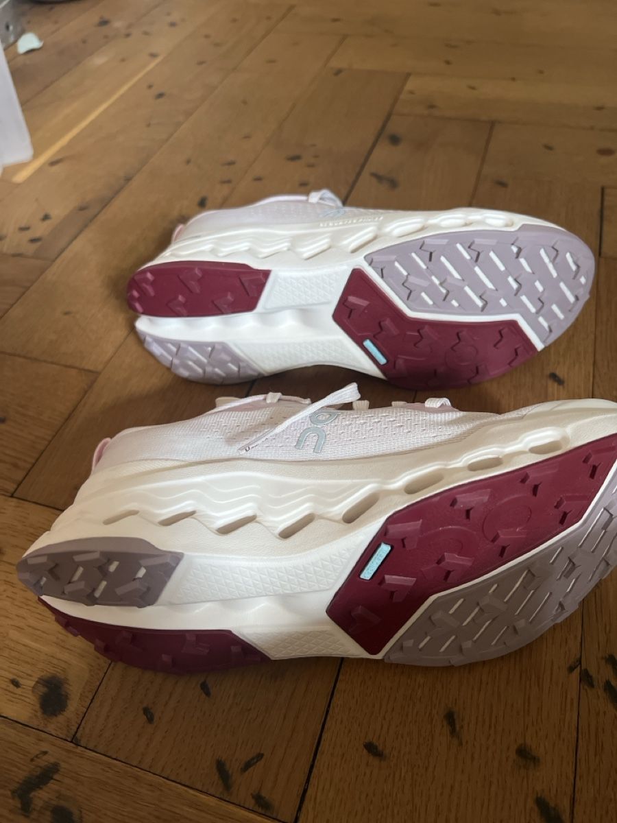 On Chaussures femmes: On Cloudsurfer Trail – Neuf (Voir description) à Zürich par Sarah552 1