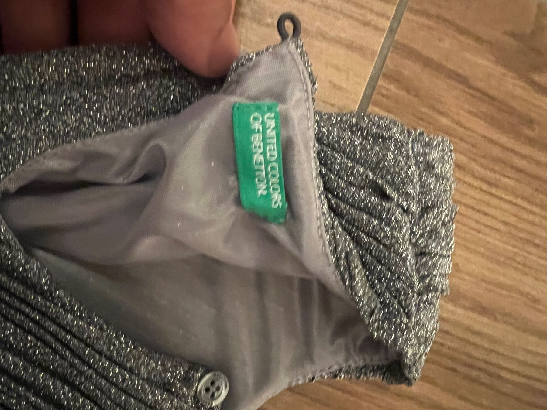 Costumi: Benneton Mädchen kleid Gr 120 – Usato da Hinwil venduto da jua_t8vd 2