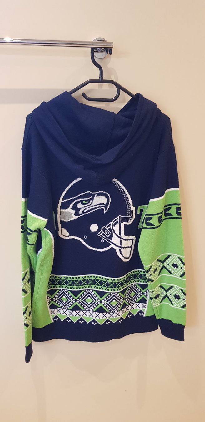 Pullover & Sweatshirts: Seattle Seahawks Kapuzenpullover NFL blau Grösse M – Gebraucht aus Dietikon von grafad 1