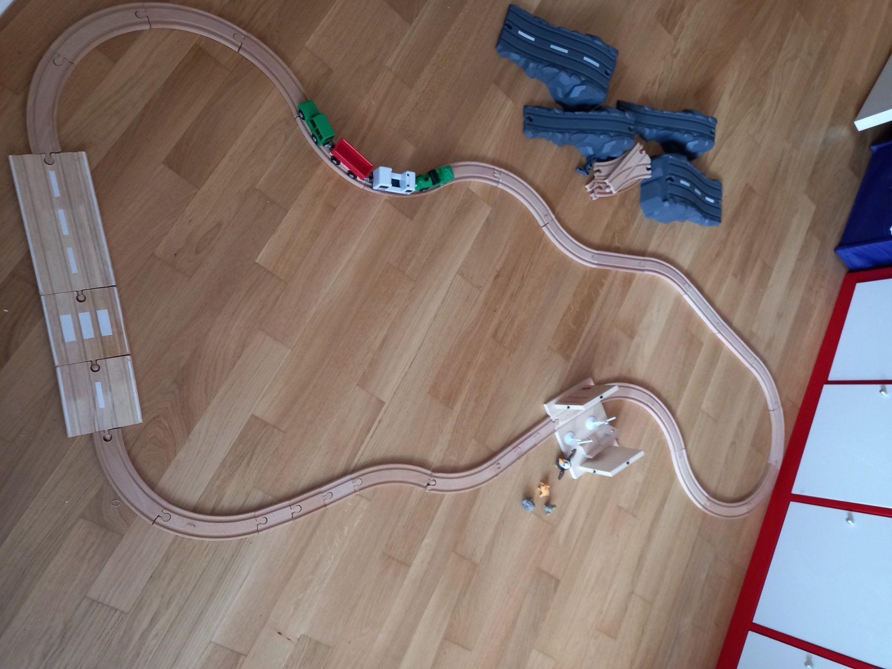 Spielzeuge: Eisenbahn Holz – Gebraucht aus Winterthur von criss_surdila
