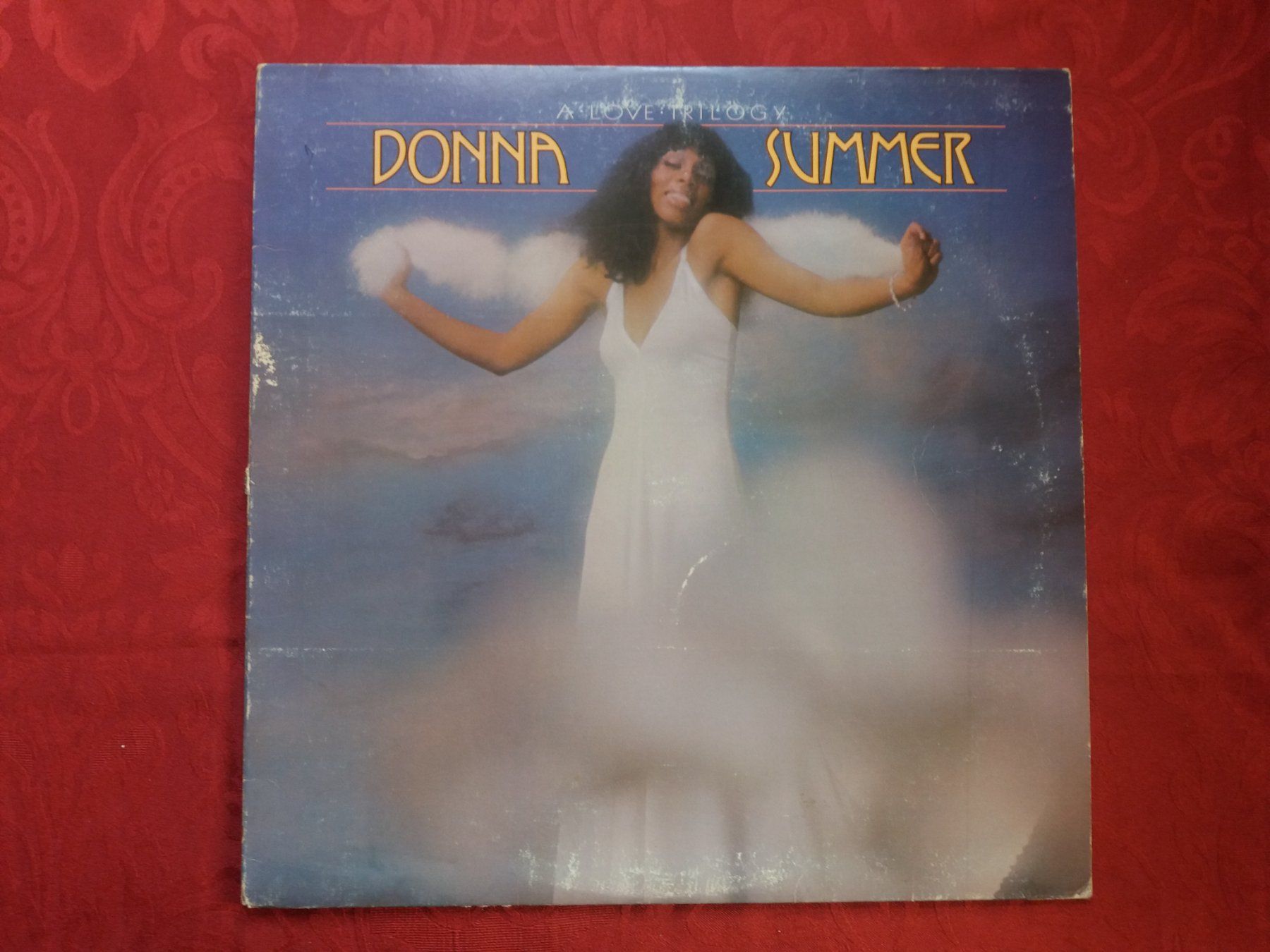 Dischi in vinile: LP (Donna Summer) A love trilogy – Usato da Meyrin venduto da toutatis