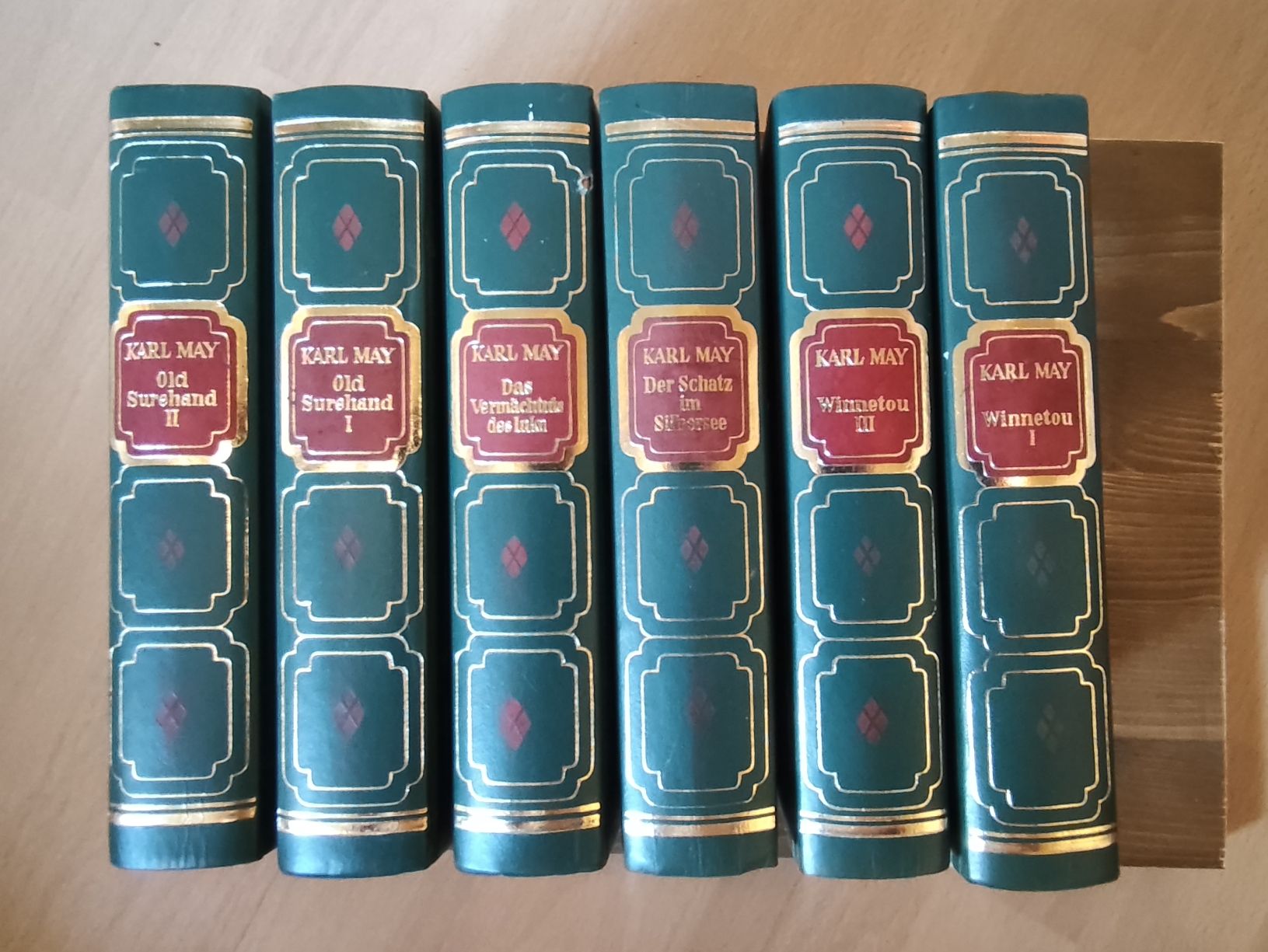 Libri: Karl May Bücher – Usato da Hemishofen venduto da aecjs5