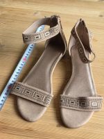 beige/hellbraun Sandale, 39, neuwertig