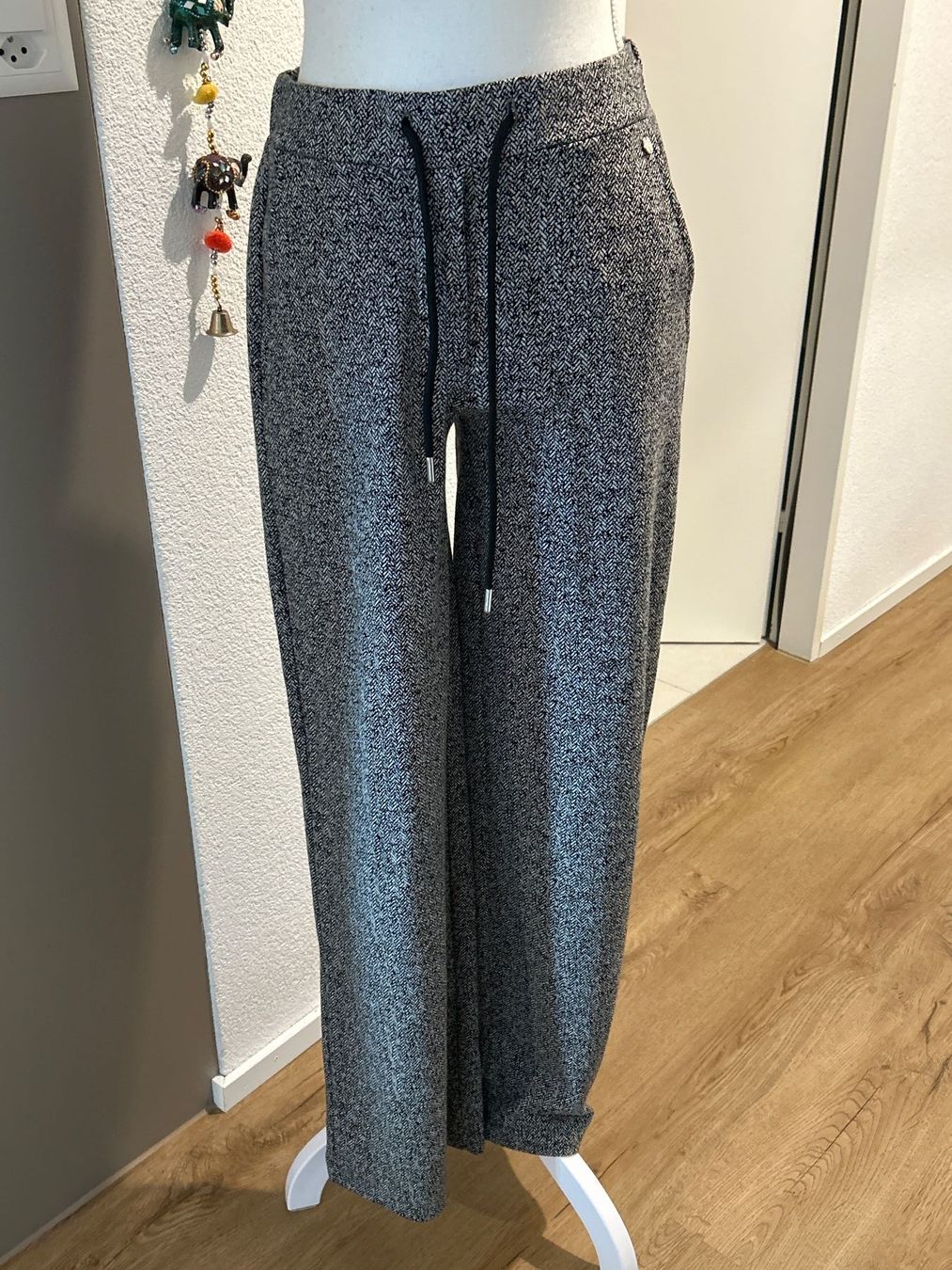 Hosen: Damen Hose grau meliert – Gebraucht aus Brunnen von Nala2929