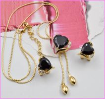 Schmuckset Herz, Kette und Ohrringe 18K Vergoldet