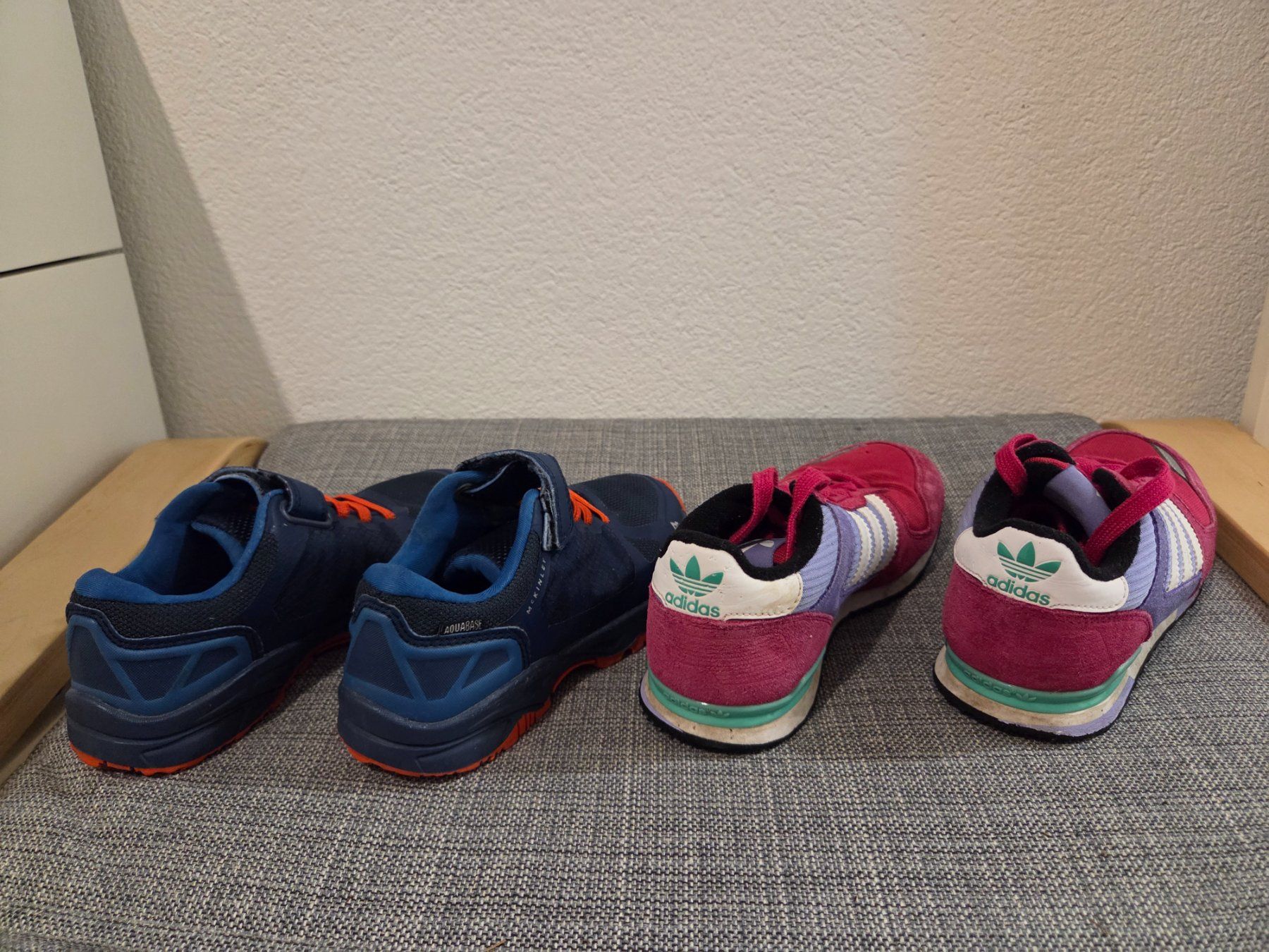 Scarpe per ragazzi: 7 Paar Kinderschuhe Grösse 30-33 – Usato da Thun venduto da el_gnom 2