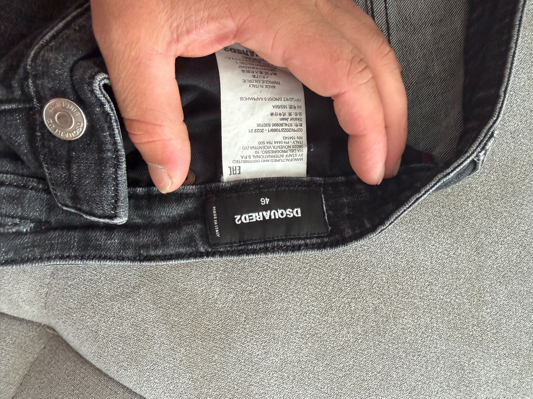 Dsquared2 Jeans: Dsquared2 Jeans – Größe 46 – Gebraucht aus Winterthur von dri_d8bb 1