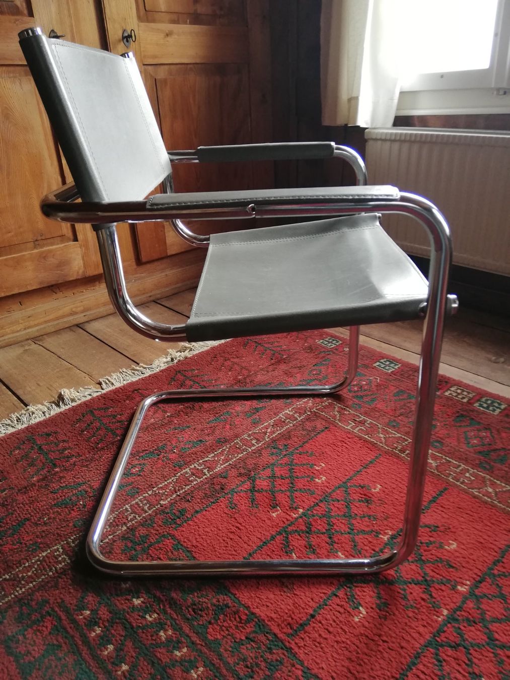 Thonet Sedie: Freischwinger   Thonet    Leder – Usato da Au ZH venduto da Karussell